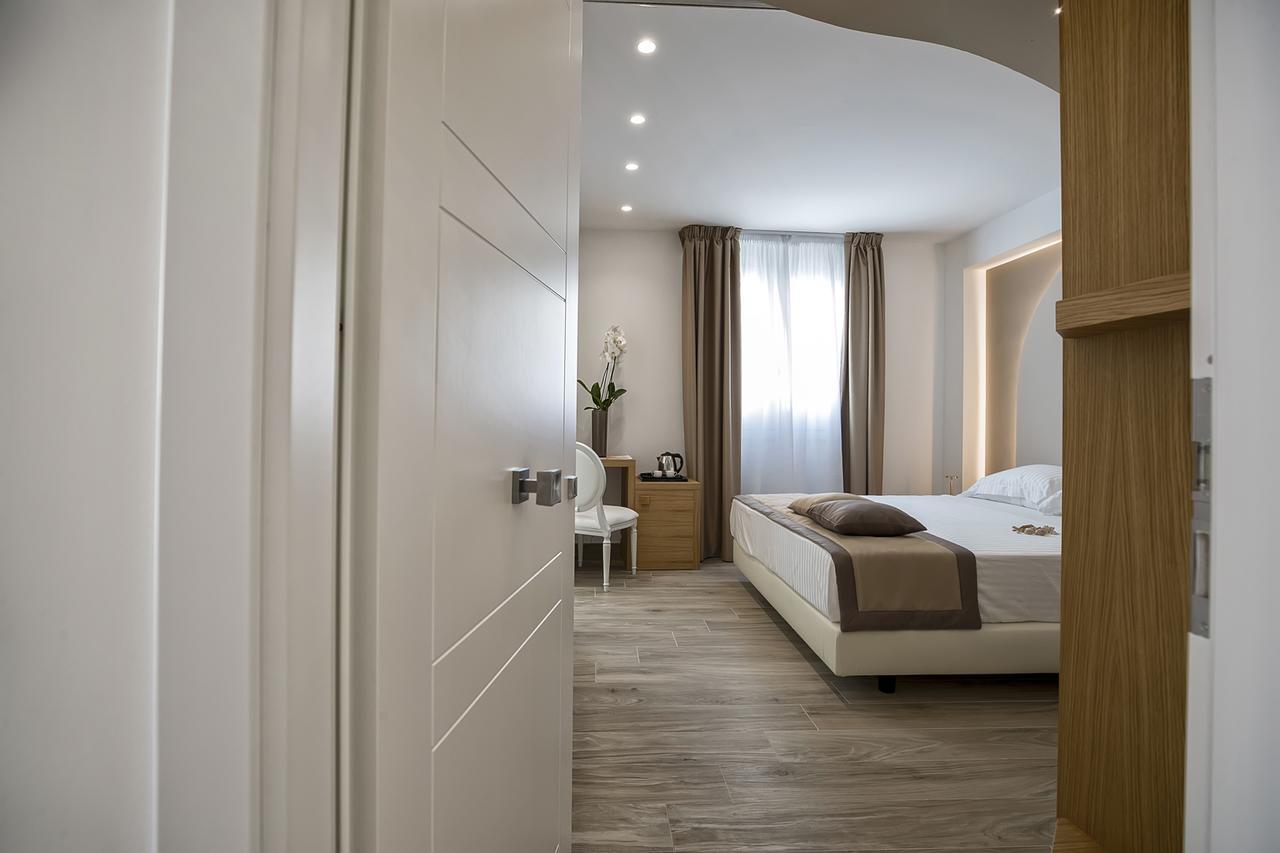 Il Mare Dentro Rooms ซานวิโต โลคาโป ภายนอก รูปภาพ